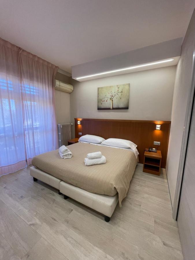 Hotel & Apartments Rinaldo Боргоманеро Екстериор снимка