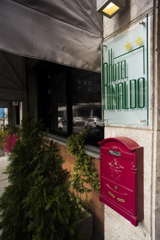 Hotel & Apartments Rinaldo Боргоманеро Екстериор снимка