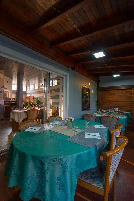 Hotel & Apartments Rinaldo Боргоманеро Екстериор снимка