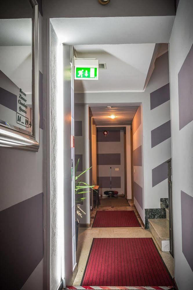 Hotel & Apartments Rinaldo Боргоманеро Екстериор снимка